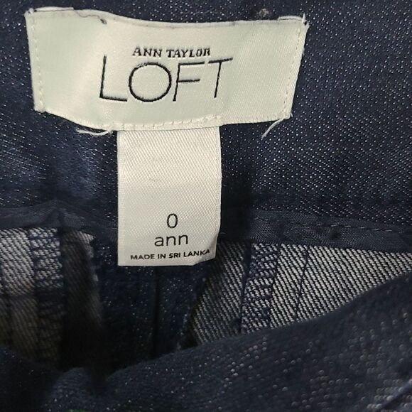 Ann Taylor LOFT Ann Crop Pants Cuffed Cropped Dark Blue Denim Trouser 👖 Capri - Picture 2 of 9